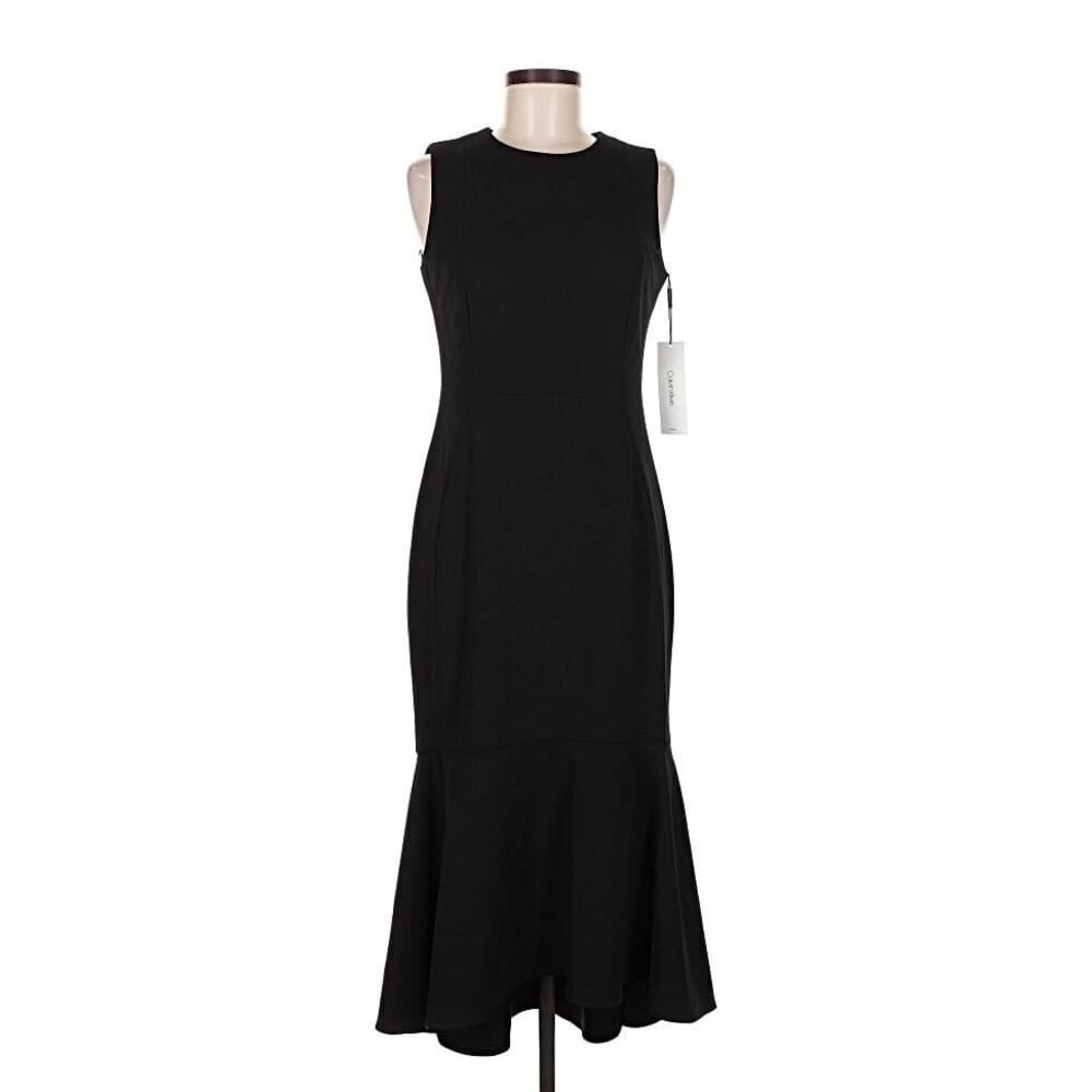 Calvin Klein
Size 6 Cocktail dress 🗃️